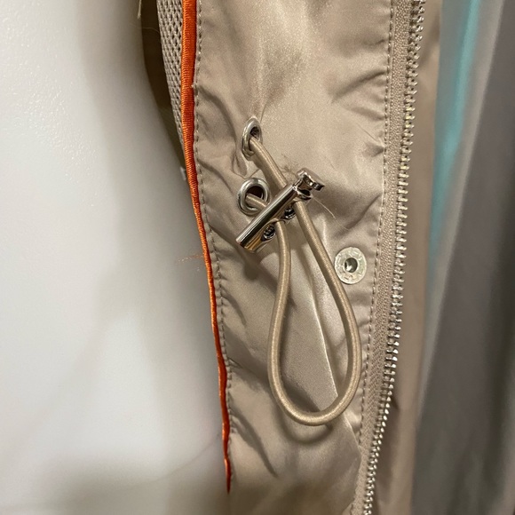 BCNGeneration Jacket - Picture 6 of 7